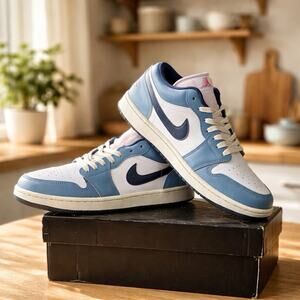 Nike Air Jordan 1 Low SE Mens Size: 9.5 White Armory Navy-Aegean Storm OG Box